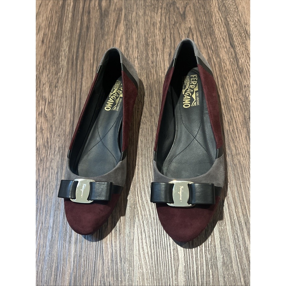 Salvatore Ferragamo Vara ballet flats shoes Suede size 7 - Picture 4 of 16
